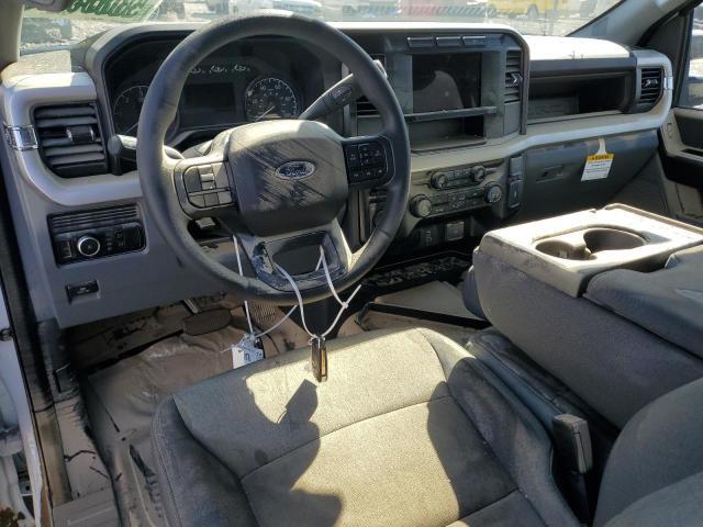 2024 FORD F450 XL CHASSIS 7.3L GAS — Фото 8 из 12