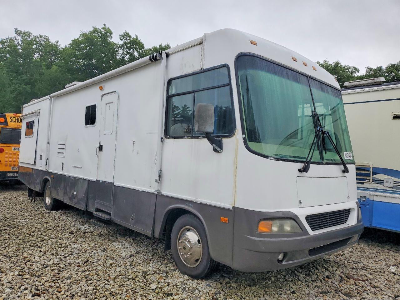 2003 FORD F550 SUPER - RV