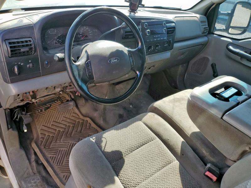 2006 FORD F550 SUPER DUTY — Фото 8 из 12