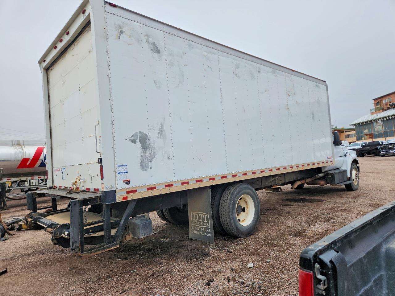 2018 FORD F650 SUPER - BOX TRUCK — Фото 3 из 13