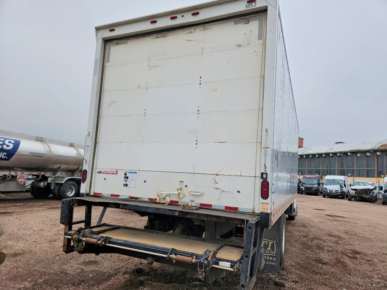 2018 FORD F650 SUPER - BOX TRUCK — Фото 6 из 13
