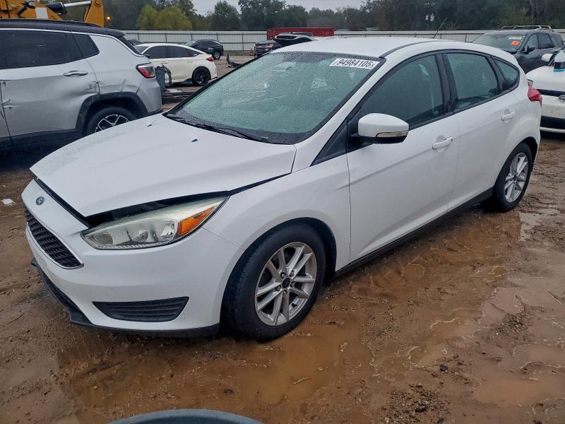 2015 FORD FOCUS SE 1FADP3K29FL204631