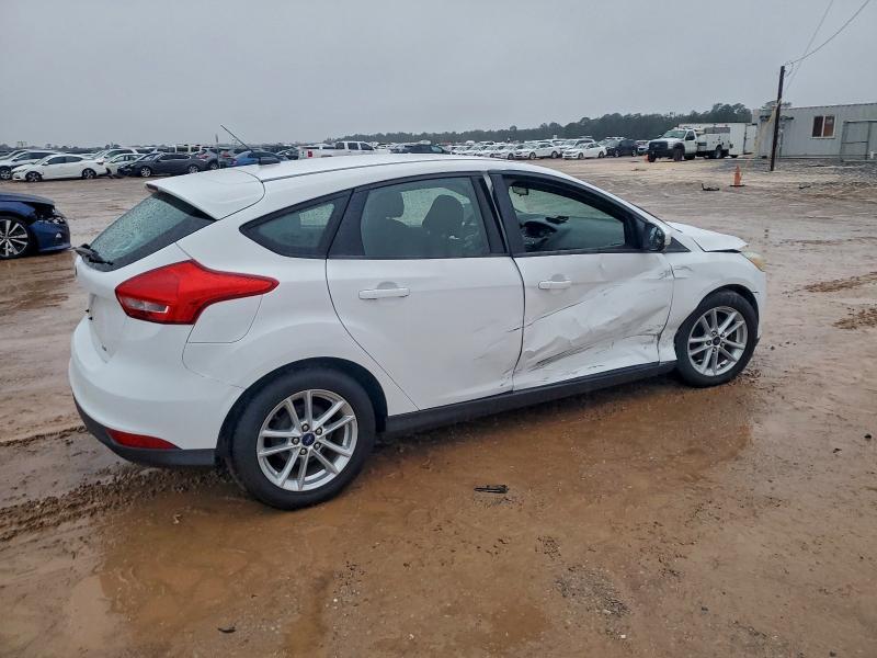 2015 FORD FOCUS SE — Фото 3 из 12