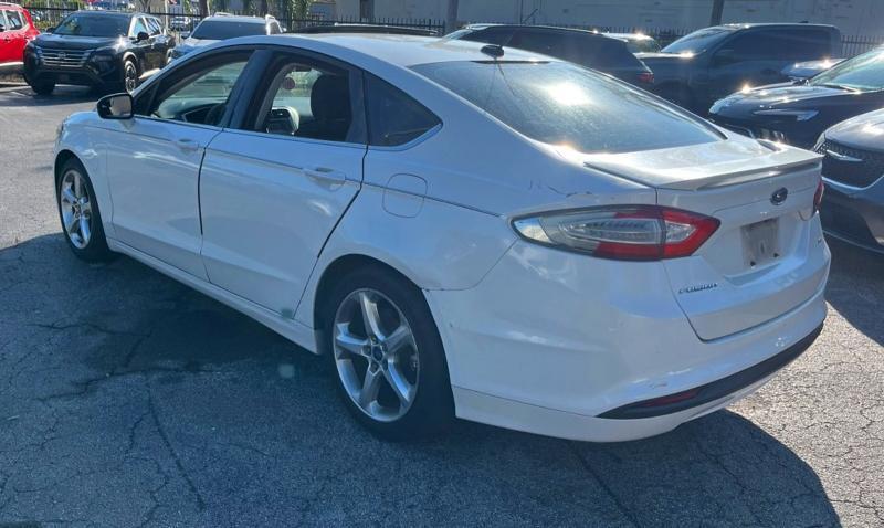 2015 FORD FUSION SE — Фото 3 из 10