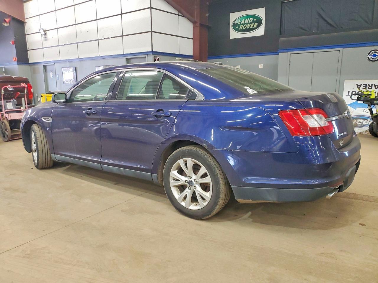 2011 FORD TAURUS SEL — Фото 2 из 12
