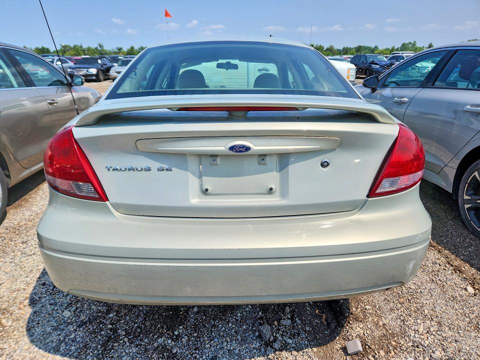2005 FORD TAURUS SE — Фото 6 из 12