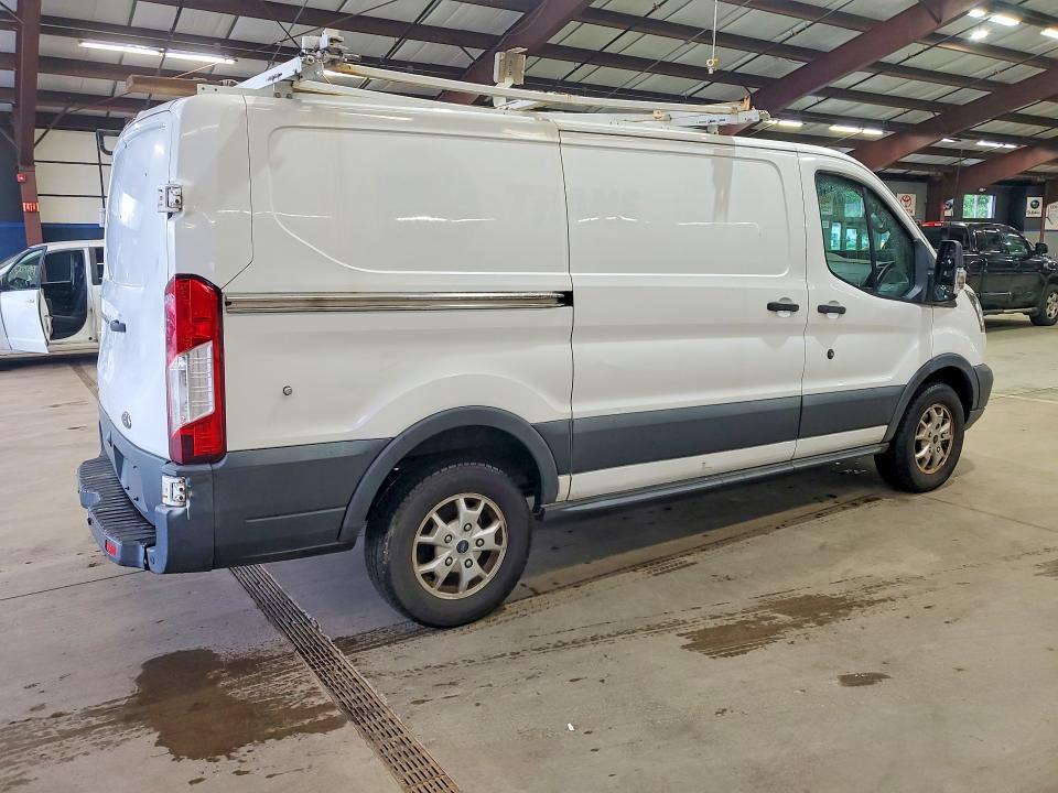 2016 FORD TRANSIT T-250 — Фото 3 из 13