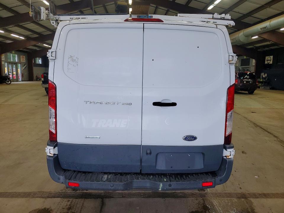 2016 FORD TRANSIT T-250 — Фото 6 из 13