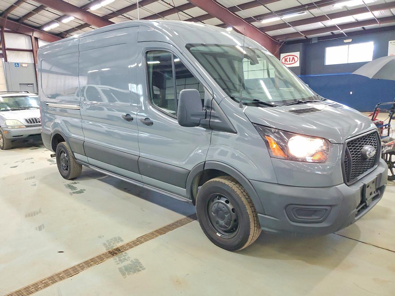 2021 FORD TRANSIT 250 DELIVERY VAN — Фото 4 из 13