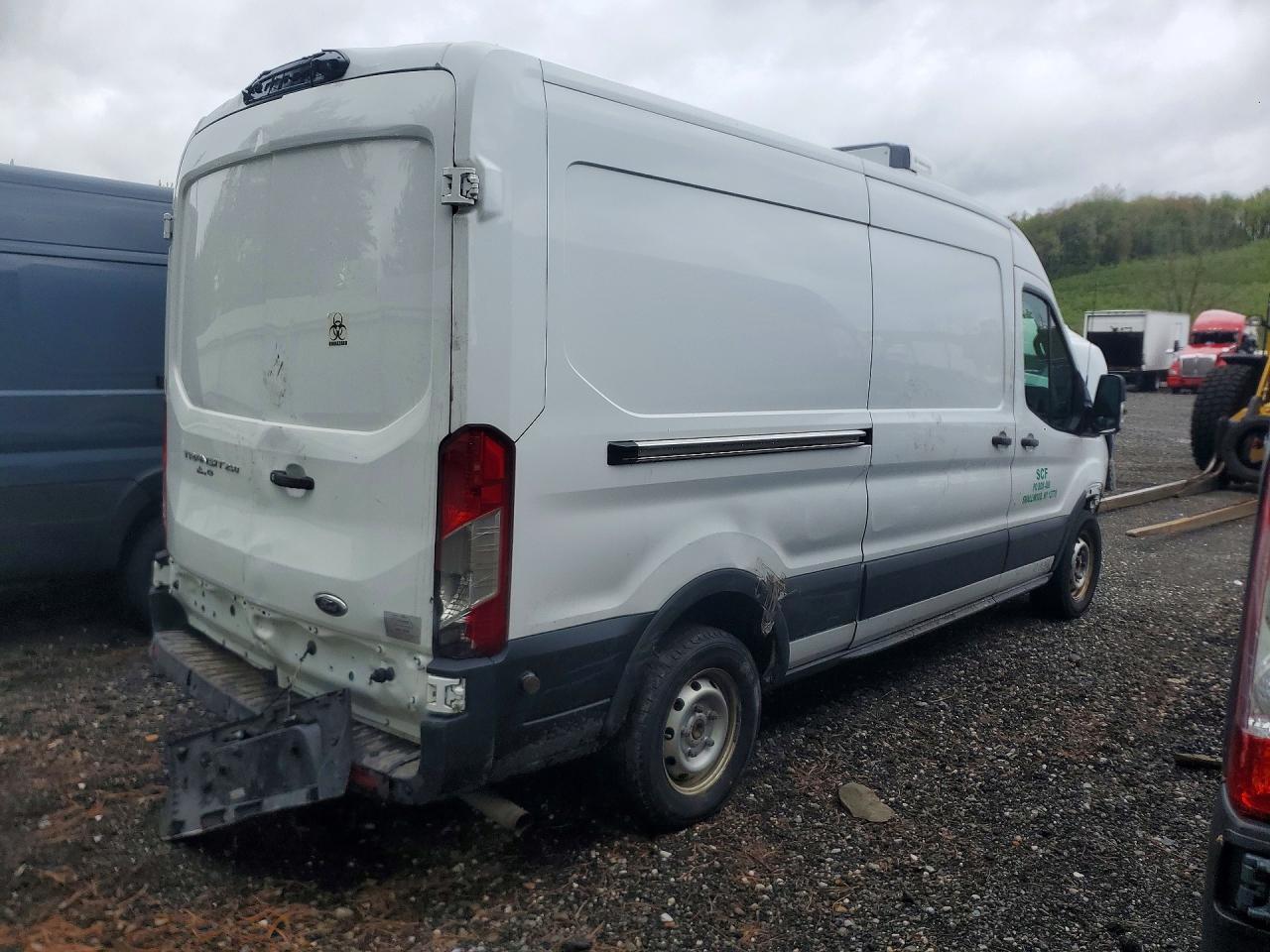 1FTBR1C80PKB87437 2023 FORD TRANSIT photo no. 3