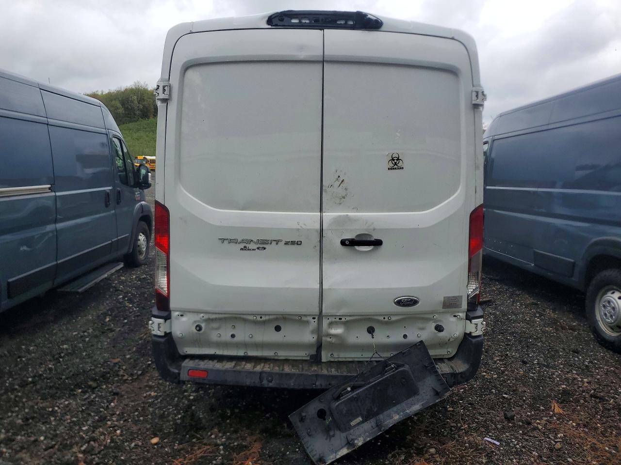 1FTBR1C80PKB87437 2023 FORD TRANSIT photo no. 6