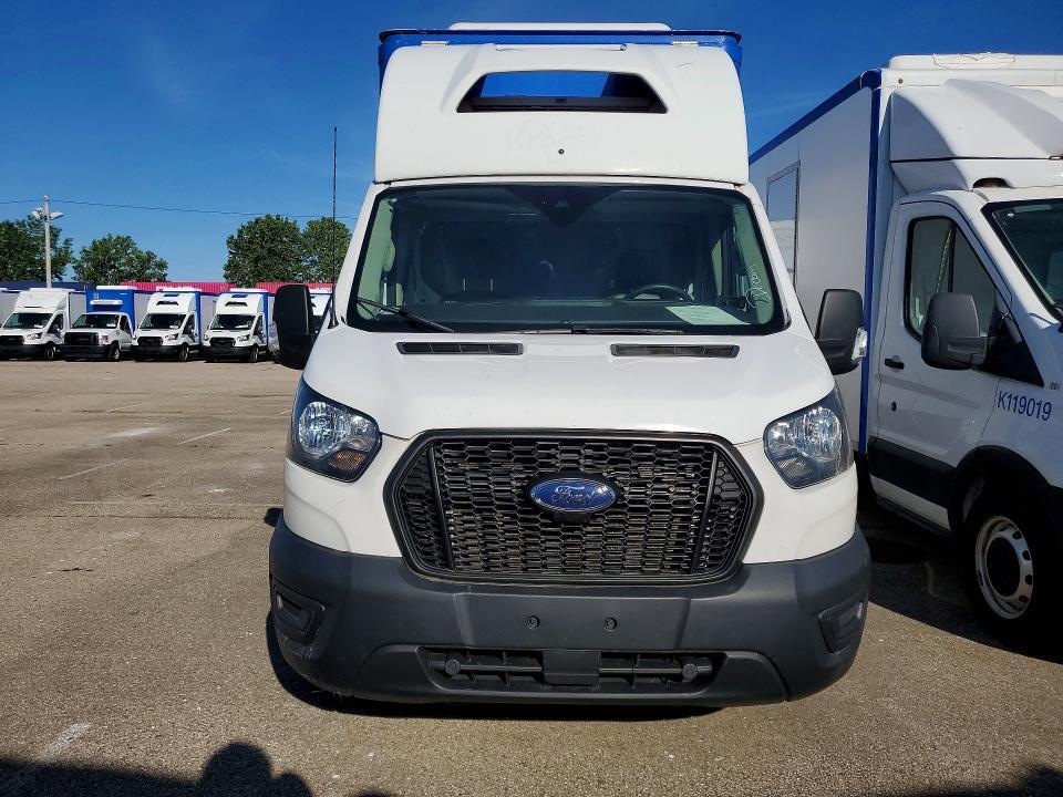 2023 FORD TRANSIT DELIVERY TRUCK — Фото 5 из 12