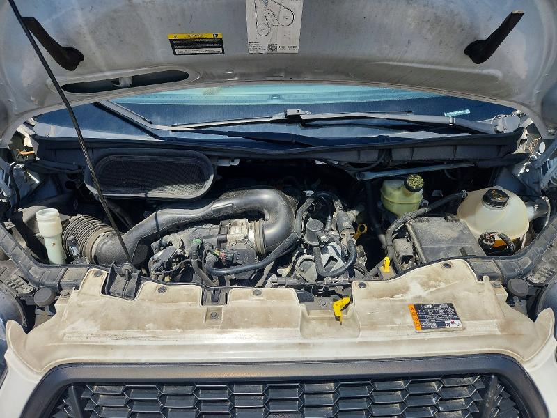 2021 FORD TRANSIT REFRIGERATED BOX TRUCK — Фото 11 из 12
