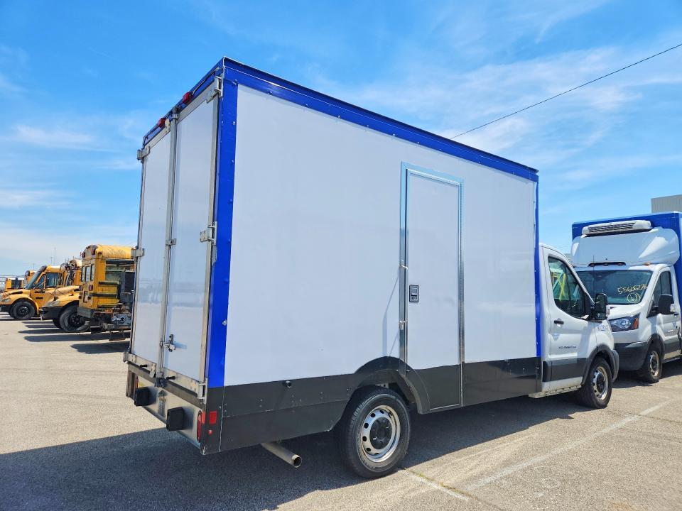 2021 FORD TRANSIT REFRIGERATED BOX TRUCK — Фото 3 из 12