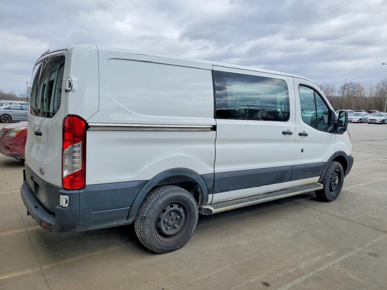 2019 FORD TRANSIT 250 DELIVERY VAN — Фото 3 из 13