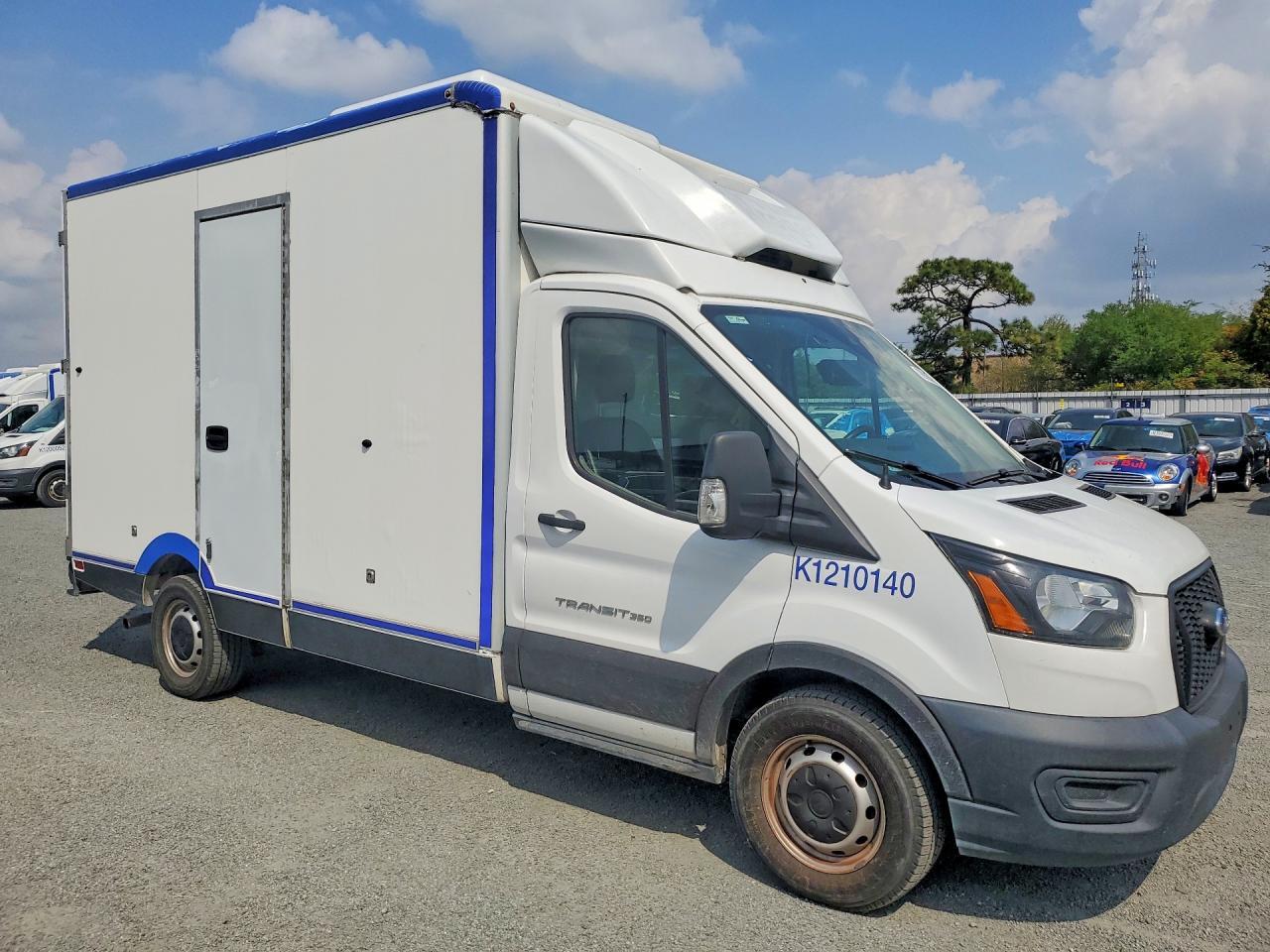 2021 FORD TRANSIT DELIVERY TRUCK — Фото 4 из 13