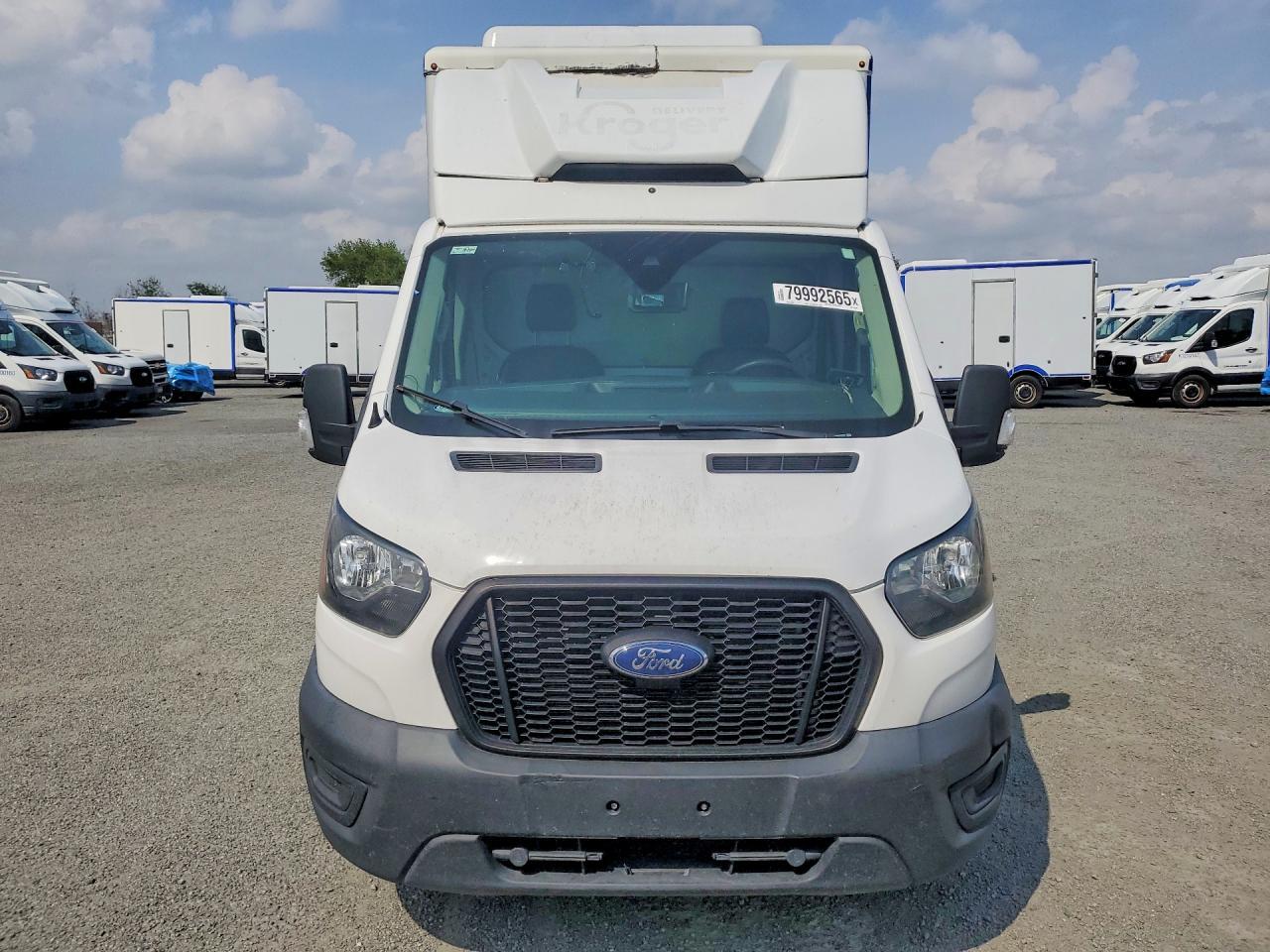 2021 FORD TRANSIT DELIVERY TRUCK — Фото 5 из 13