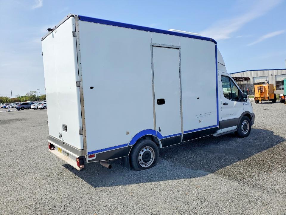 2021 FORD TRANSIT DELIVERY TRUCK — Фото 3 из 13