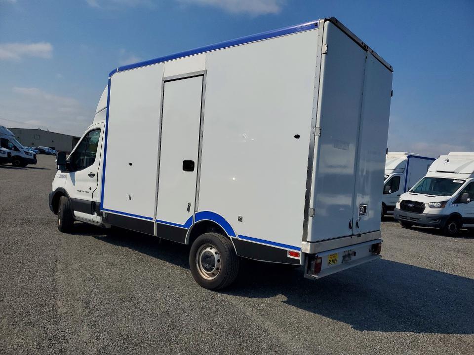 2020 FORD TRANSIT DELIVERY TRUCK — Фото 2 из 13