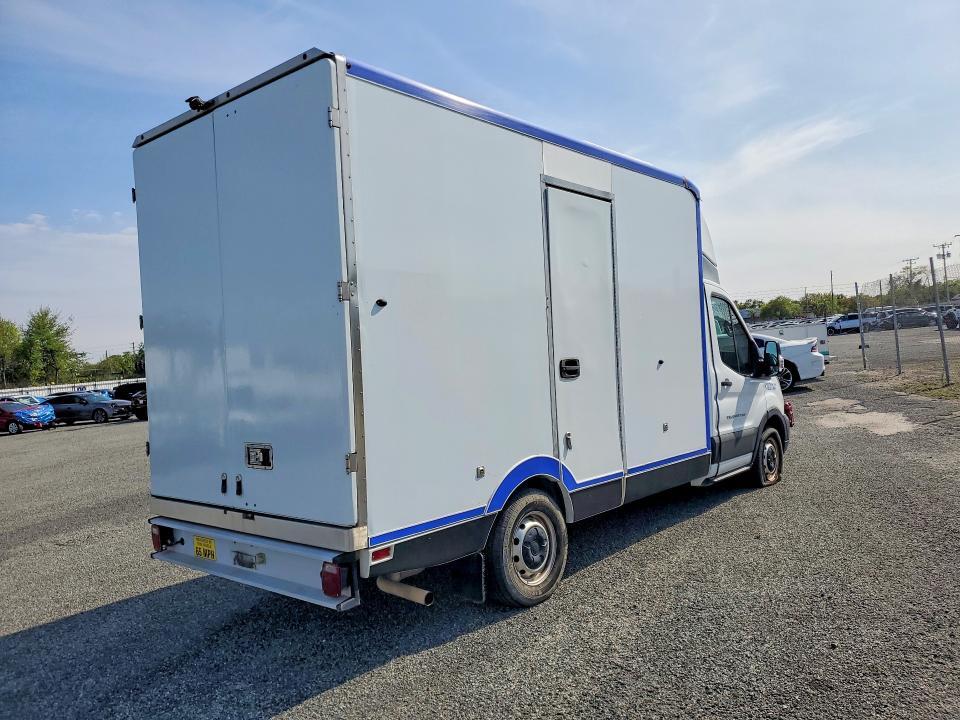 2020 FORD TRANSIT DELIVERY TRUCK — Фото 3 из 14