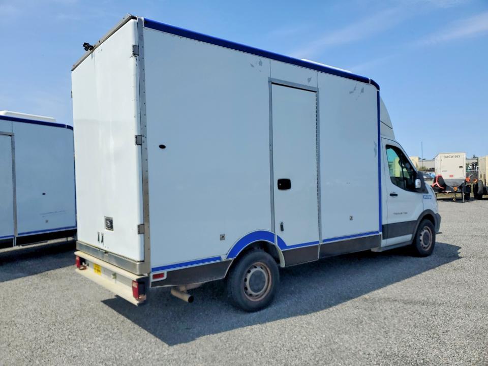 2020 FORD TRANSIT DELIVERY TRUCK — Фото 3 из 13