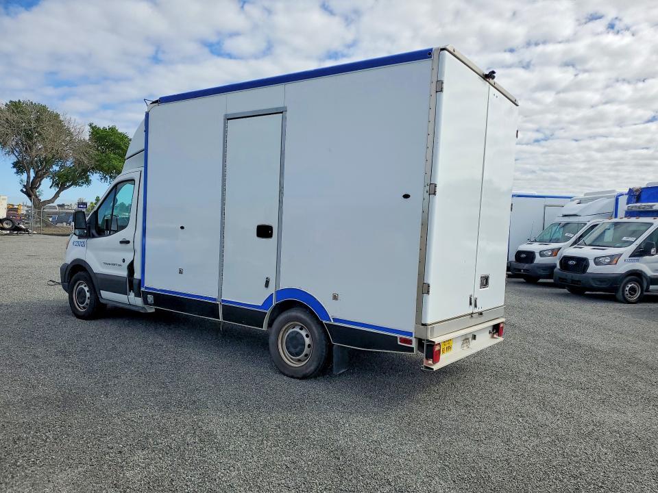 2020 FORD TRANSIT DELIVERY TRUCK — Фото 2 из 13