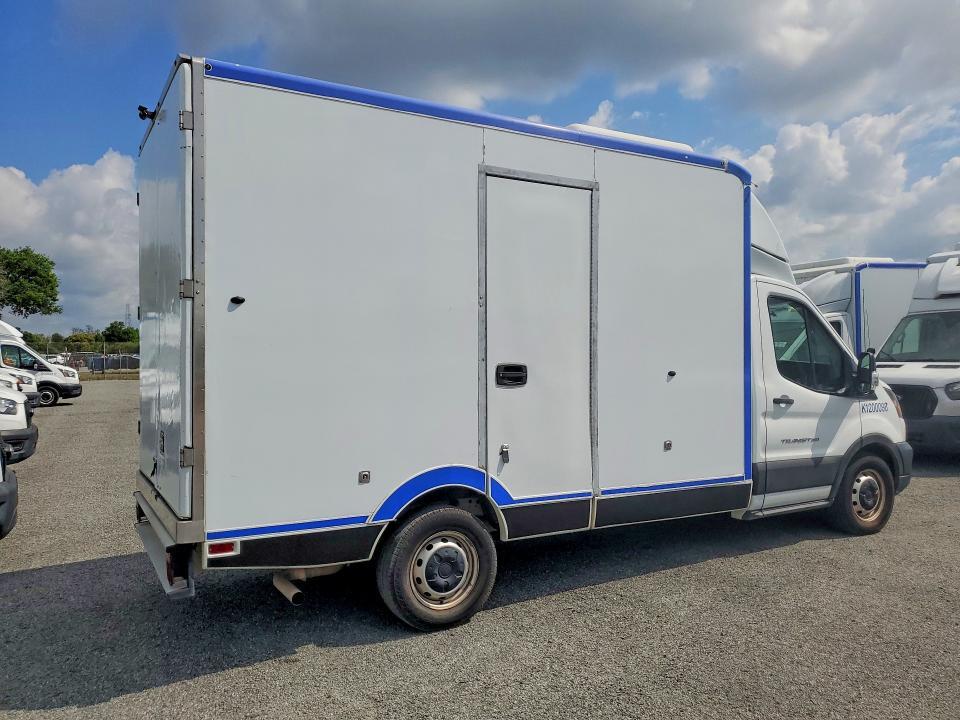 2020 FORD TRANSIT DELIVERY TRUCK — Фото 3 из 13