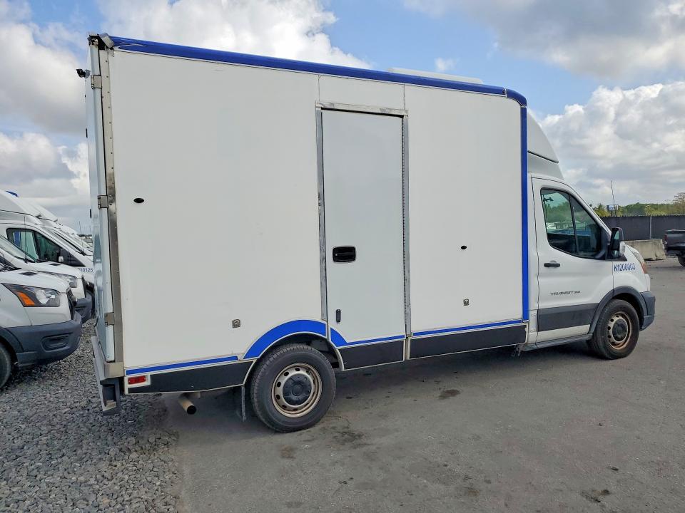 2020 FORD TRANSIT DELIVERY TRUCK — Фото 3 из 13