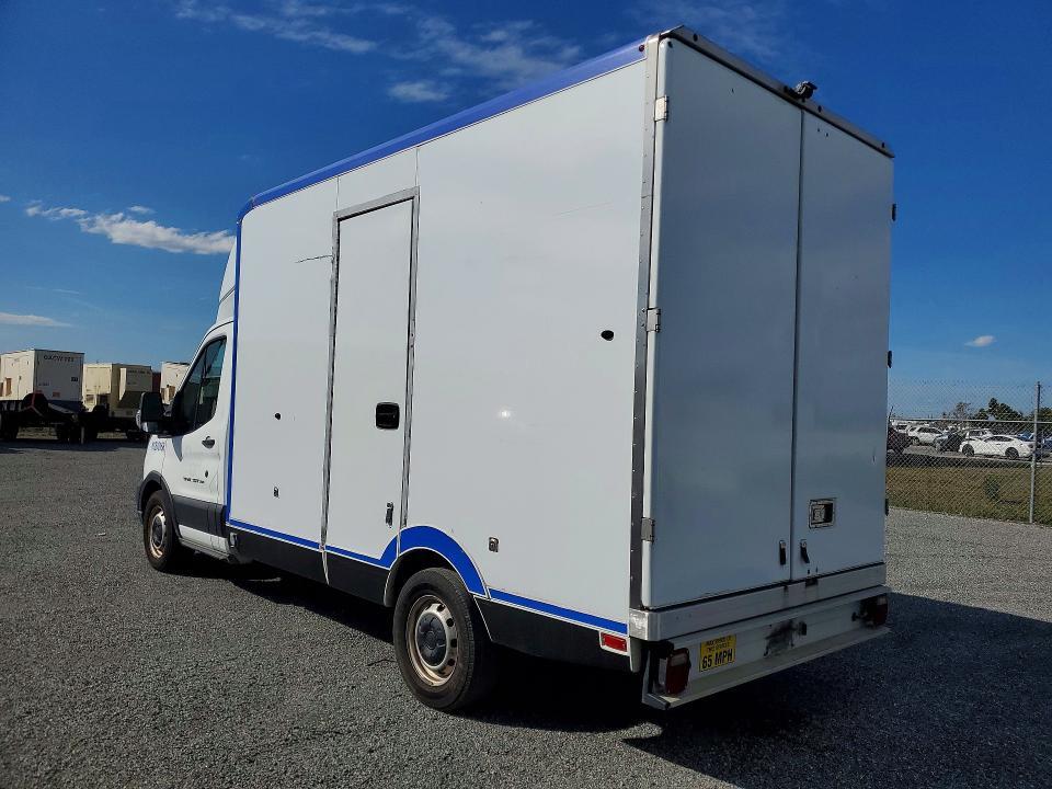 2020 FORD TRANSIT DELIVERY TRUCK — Фото 2 из 13