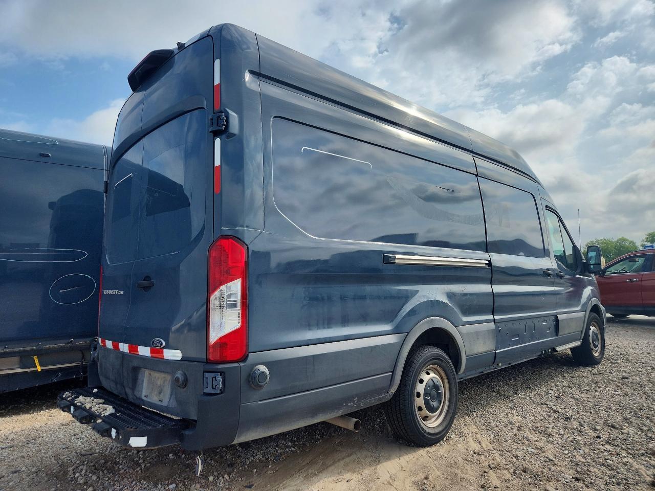 2020 FORD TRANSIT T-250 — Фото 3 из 12