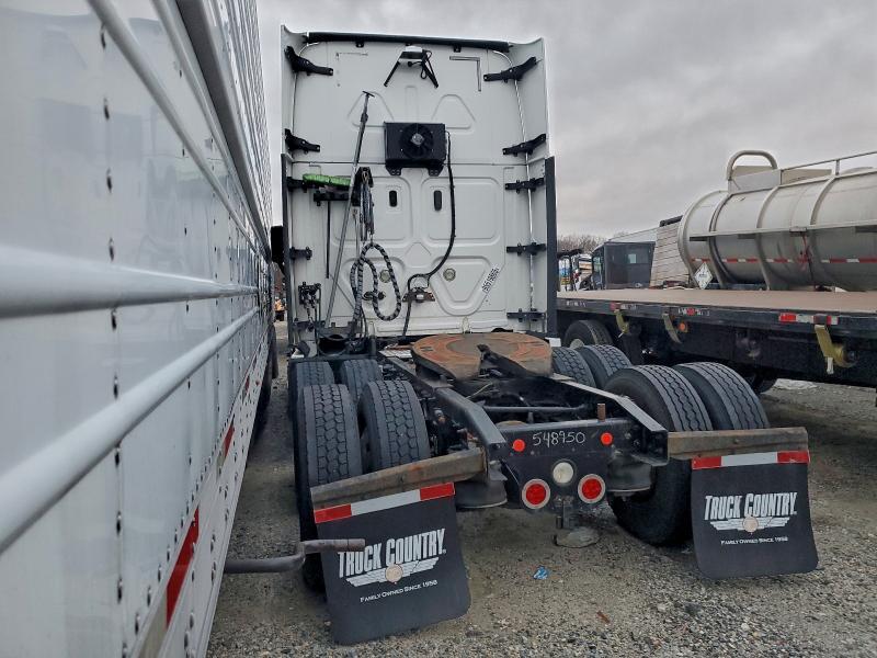 2018 FREIGHTLINER CASCADIA 125 SEMI TRUCK — Фото 3 из 10