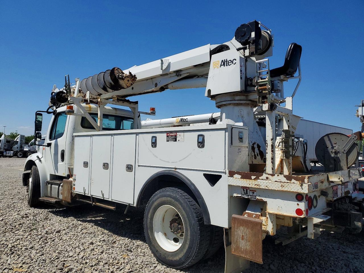 2015 FREIGHTLINER BUSINESS CLASS M2 DIGGER DERRICK — Фото 3 из 10