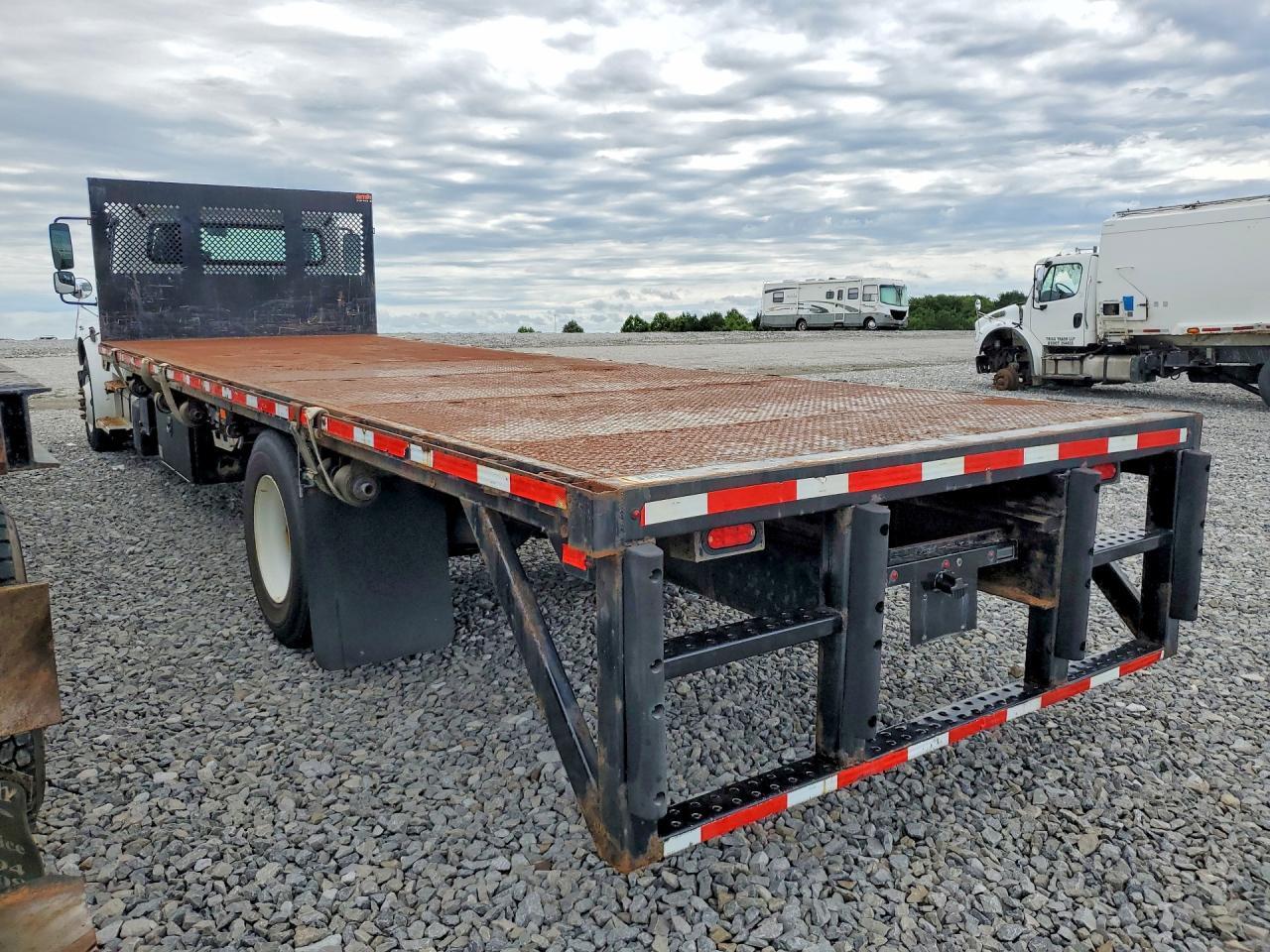 2019 FREIGHTLINER M2 106 MED — Фото 2 из 11