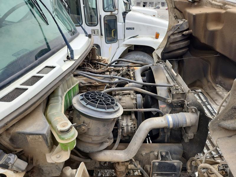 2006 FREIGHTLINER BUSINESS CLASS M2 REFUSE TRUCK — Фото 7 из 10