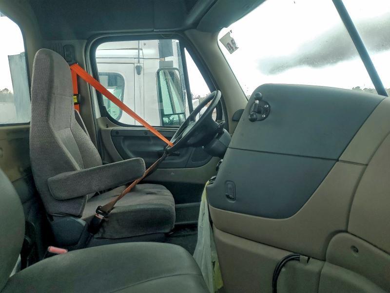 2014 FREIGHTLINER CASCADIA SEMI TRUCK — Фото 5 из 10