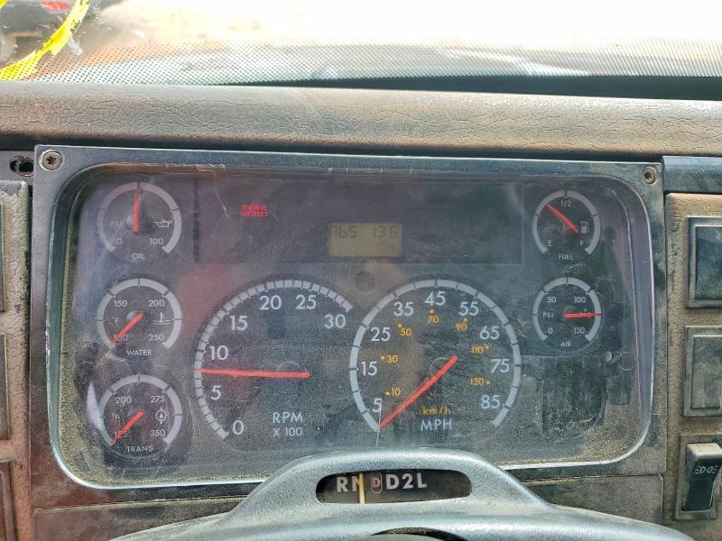 2001 FREIGHTLINER FL60 ROLLBACK TRUCK — Фото 9 из 10