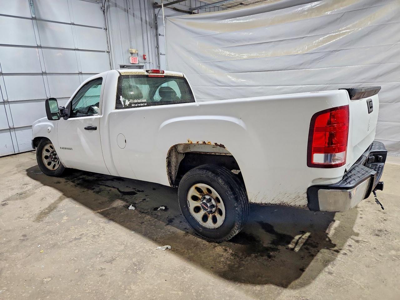 2008 GMC SIERRA C1500 — Фото 2 из 12