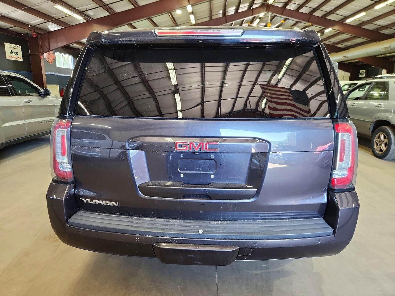 2015 GMC YUKON SLE — Фото 6 из 13