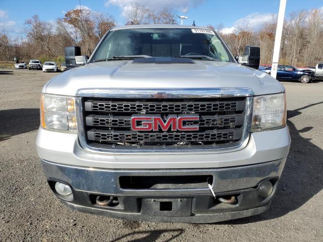 2011 GMC SIERRA K2500 SLE — Фото 5 из 12