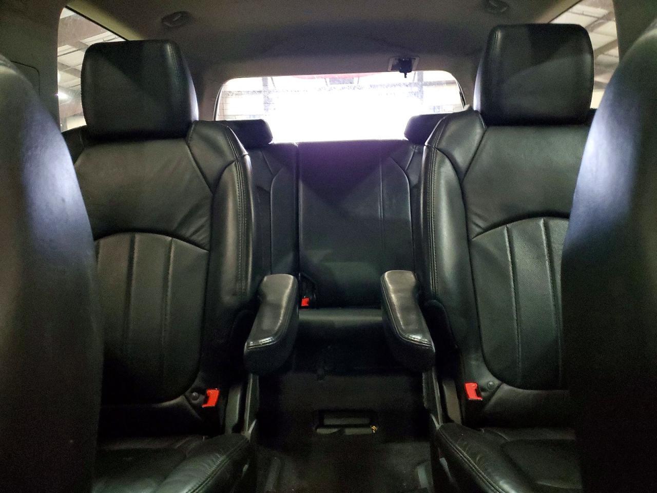 2012 GMC ACADIA DENALI — Фото 10 из 13