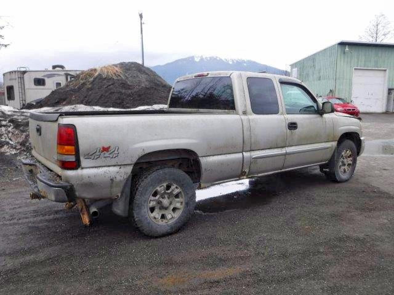 2006 GMC NEW SIERRA K1500 — Фото 4 из 9