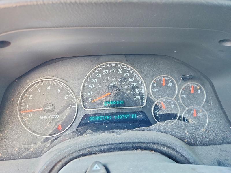 2004 GMC ENVOY XUV — Фото 9 из 12