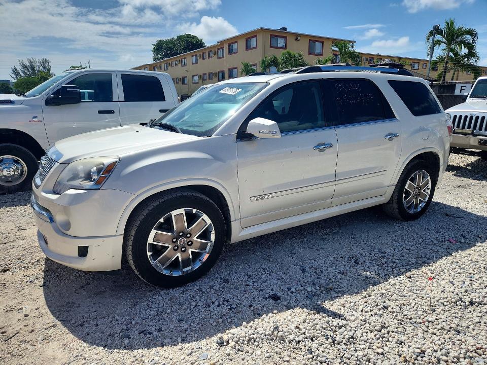 2012 GMC ACADIA DENALI