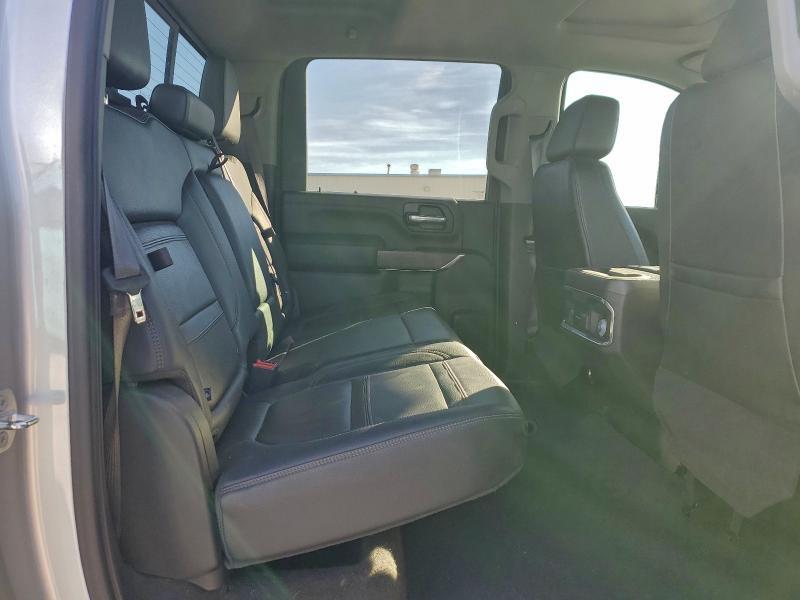 2022 GMC SIERRA K2500 DENALI — Фото 10 из 13