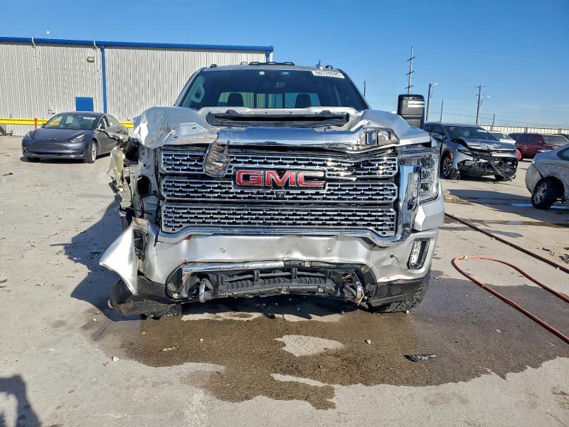 2022 GMC SIERRA K2500 DENALI — Фото 5 из 13