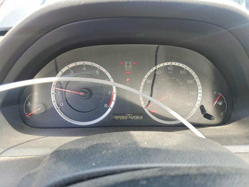 2010 HONDA ACCORD LX — Фото 9 из 12