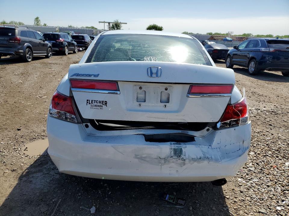 2012 HONDA ACCORD LX — Фото 6 из 12