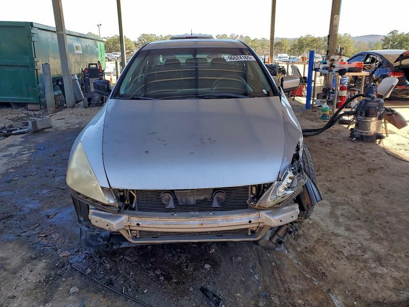 2004 HONDA ACCORD LX — Фото 5 из 12