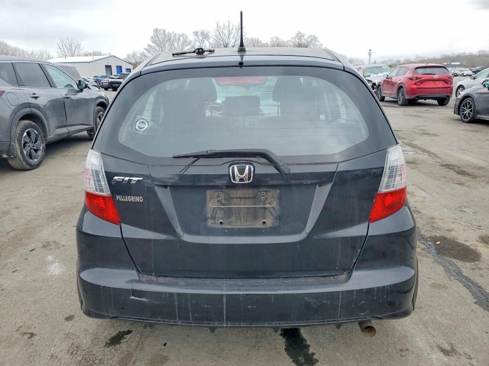 2013 HONDA FIT — Фото 6 из 12