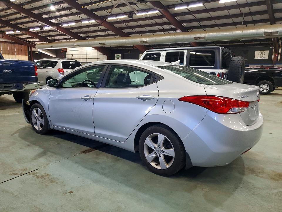 2013 HYUNDAI ELANTRA — Фото 2 из 12